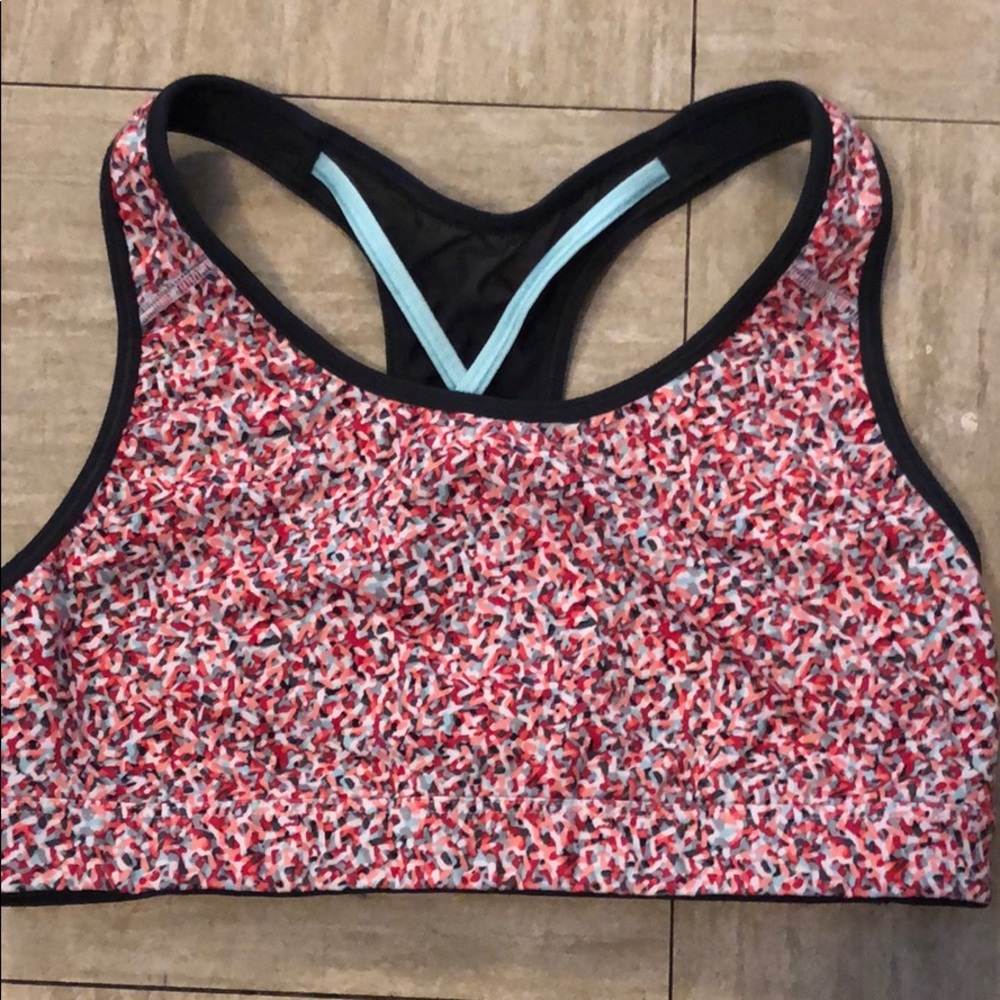 LIKE NEW Old Navy Medium Support Sports Bra